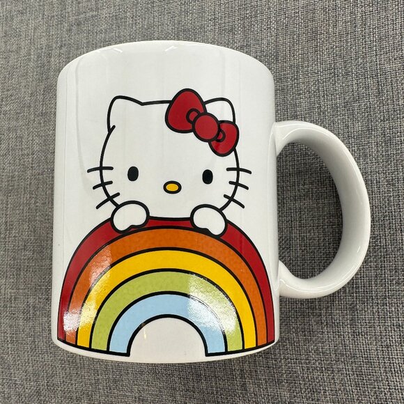 NEW! Hello Kitty By Sanrio Coffee Mug Ceramic 20 Oz Cat Rainbow Tea &‎ Coffee - Picture 1 of 8
